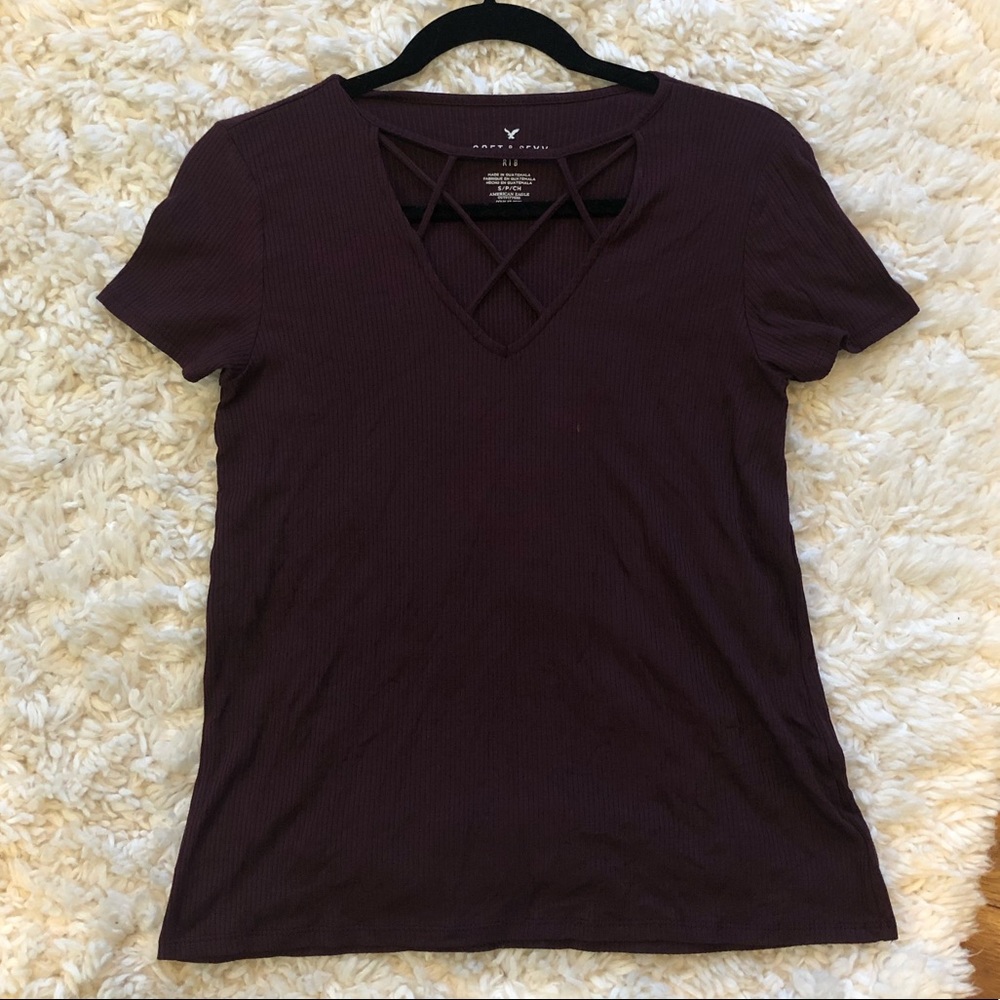 American Eagle - Burgundy Top